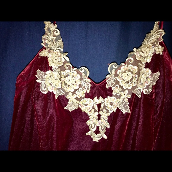 Prom Dress - Picture 2 of 4